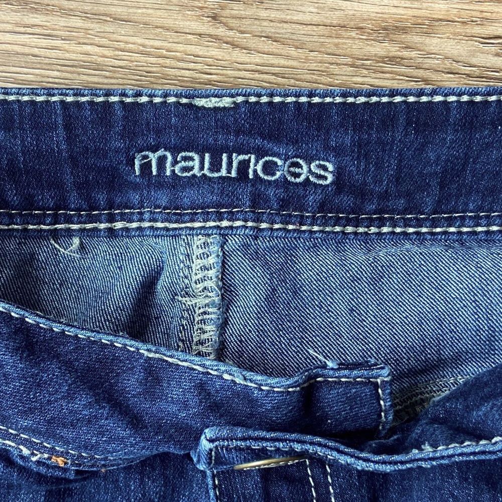 Maurices Flare Jeans SZ 9/10 EUC - Picture 3 of 5